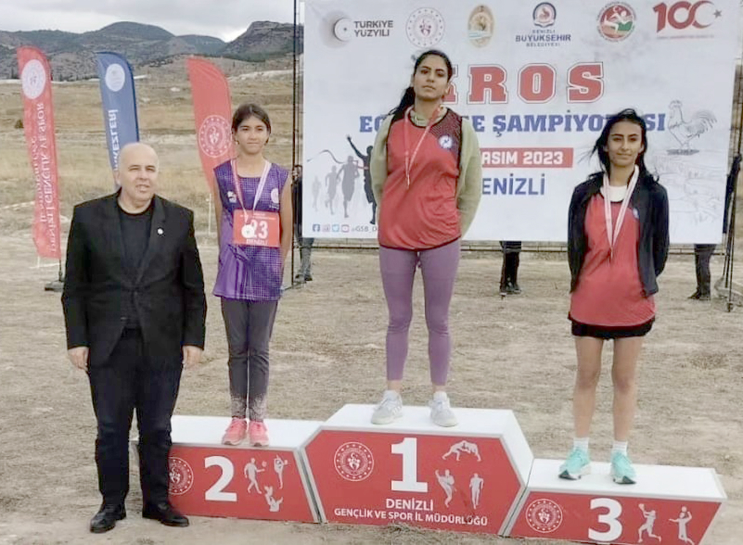 Afyonkarahisarlı sporcular, Denizli’de düzenlenen Bölgesel Kros Şampiyonası’ndan derecelerle döndü. Gençlik