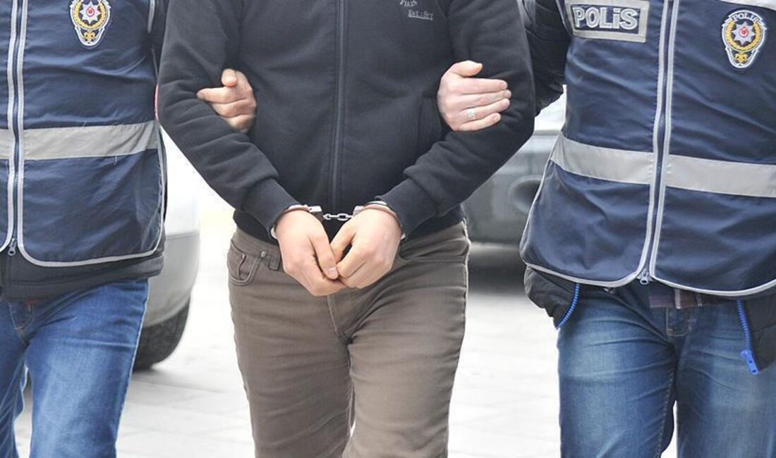 Afyonkarahisar’da iki kişiyi vurduktan sonra kaçan şahısların peşine düşen jandarma