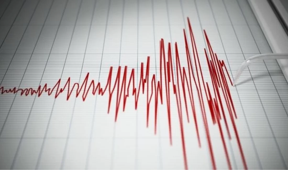 Hatay’ın Kırıkhan ilçesinde 4,8 büyüklüğünde deprem meydana geldi. AFAD verilerine