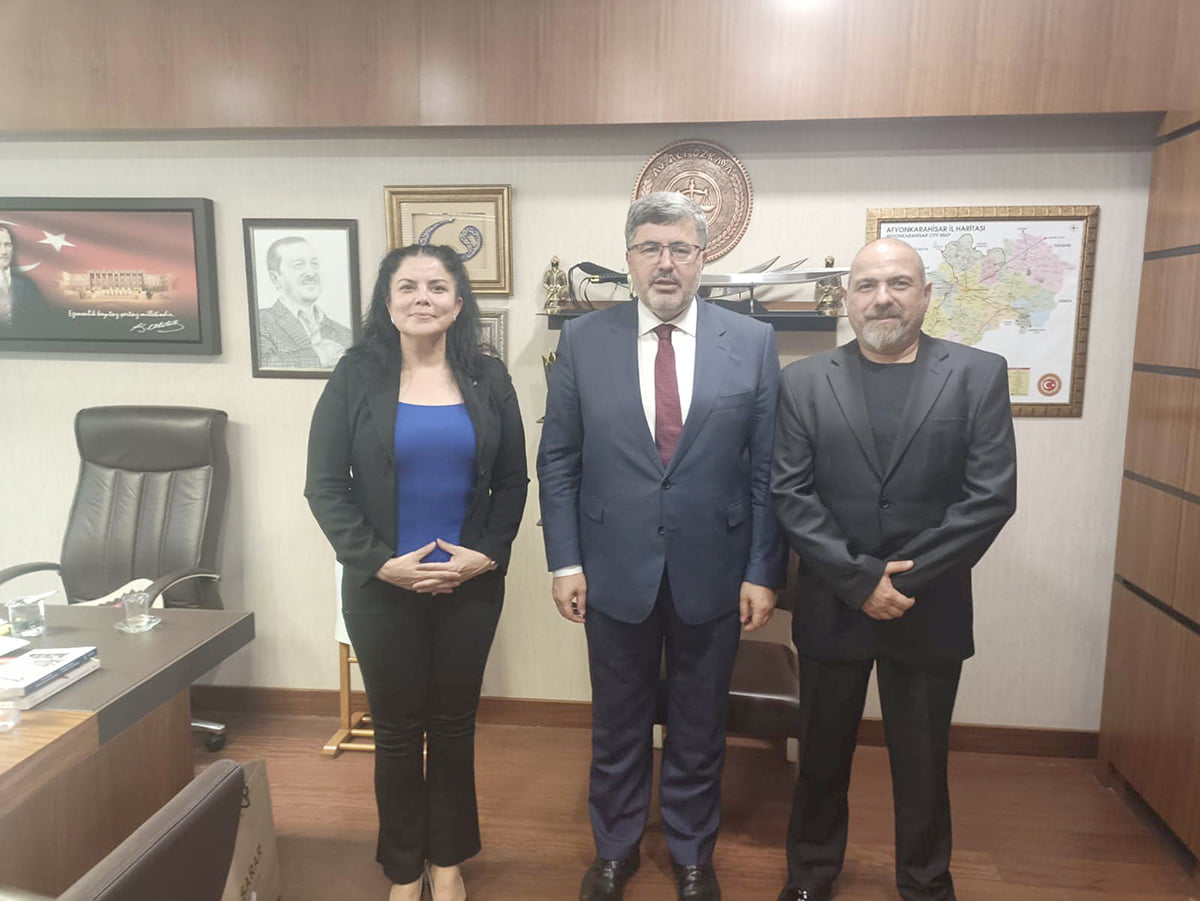   Megabirlik Genel Müdürü Selcen Dilek Çöygün ve Kanal 3