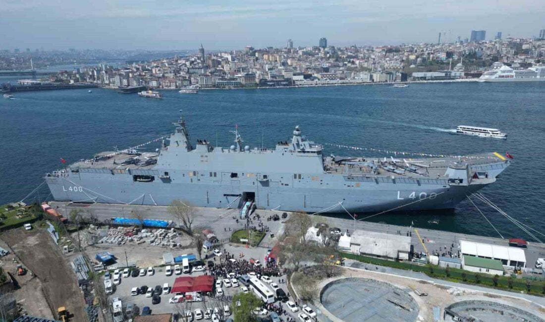 Halk ziyaretine açılan dünyanın ilk silahlı insansız hava aracı (SİHA)