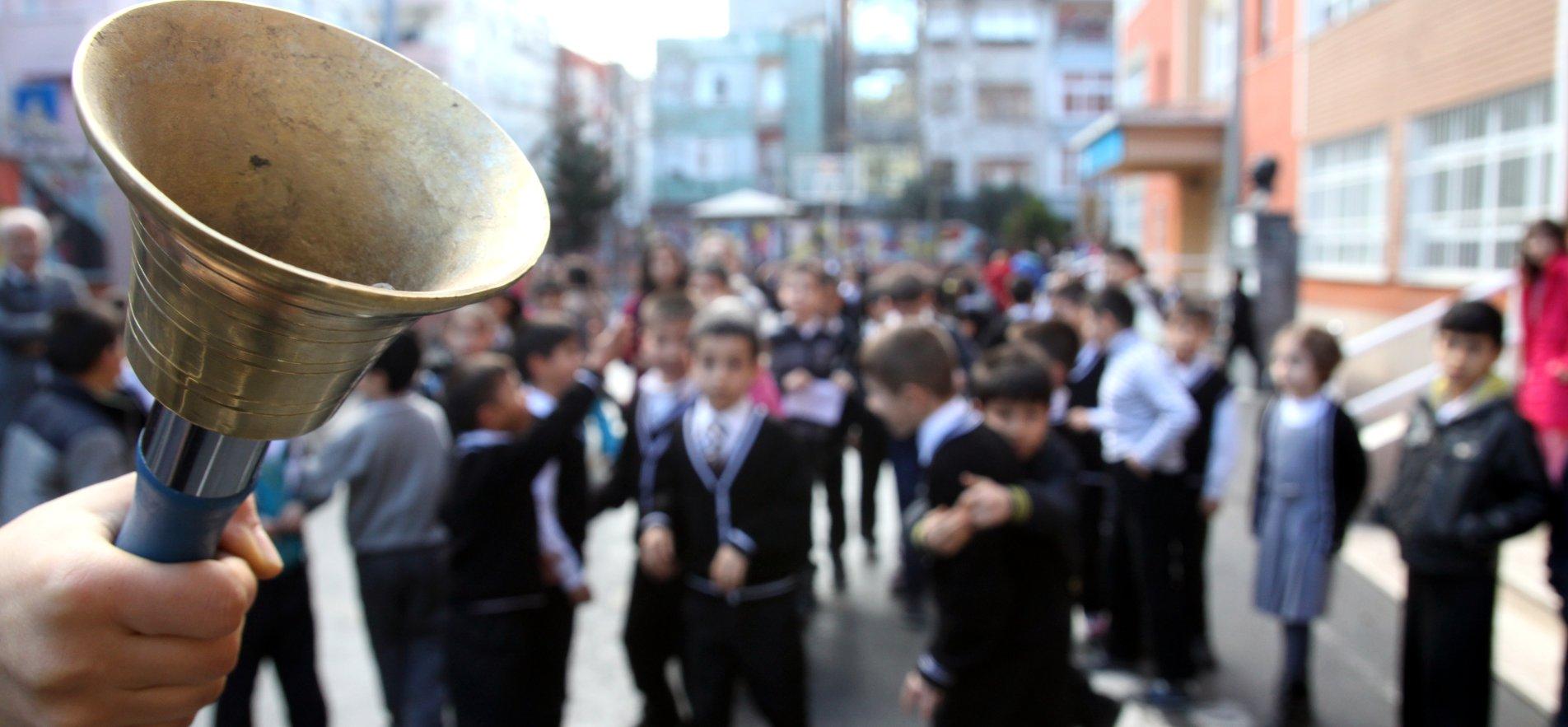Milli Eğitim Bakanlığına (MEB) bağlı ilk ve ortaöğretim kurumlarındaki yaklaşık
