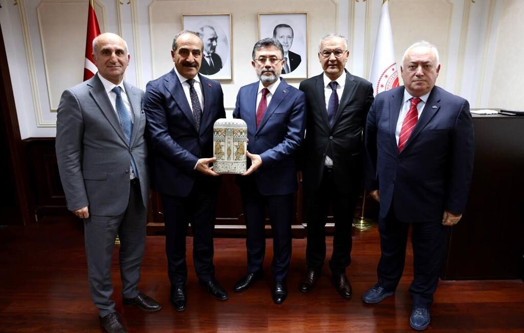 Sürdürülebilirlikte öncü Ege İhracatçı Birlikleri bünyesindeki 7 Tarım Birliği, sürdürülebilir
