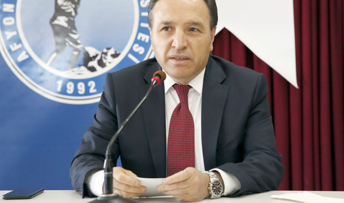   14 Kasım Dünya Sosyologlar Günü dolayısıyla AKÜ’de düzenlenen programda