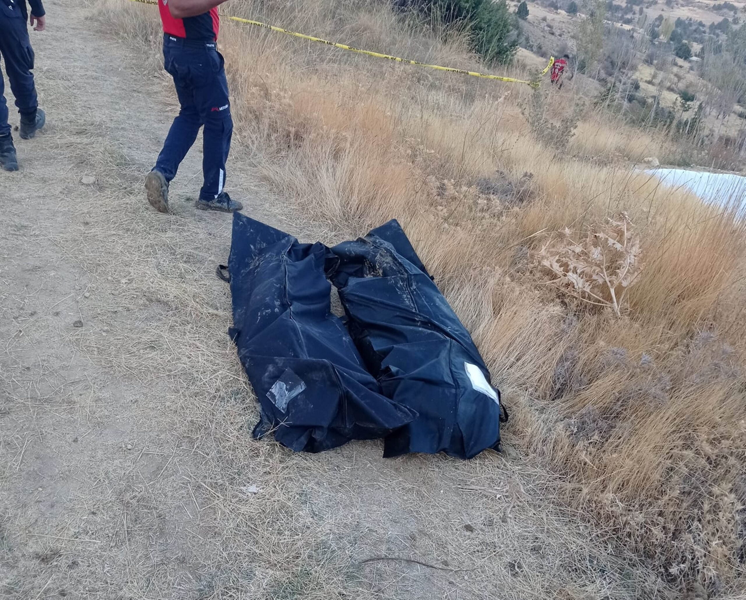 Mersin’in Mut ilçesinde su kuyusu açmak isteyen 2 kişi göçük