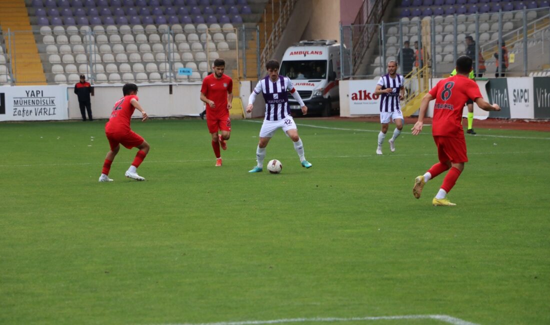 Afyonspor ligin 14. haftasında konuk ettiği Nazilli Belediyespor maçını kazarak