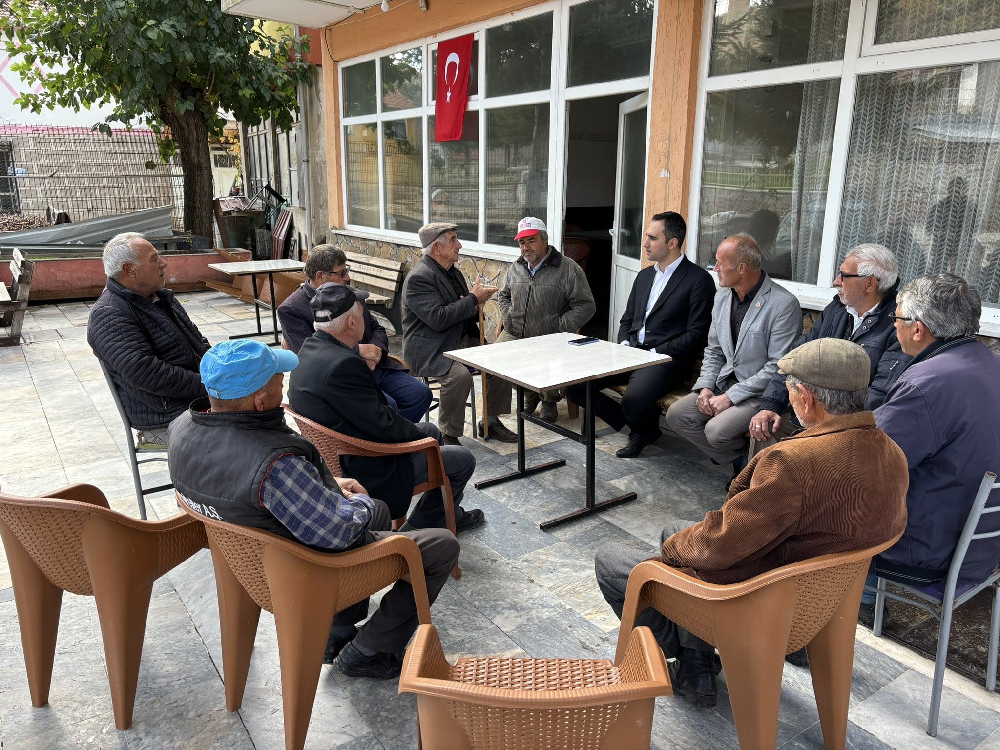 Afyonkarahisar Sinanpaşa Kaymakamı Yaşar Artar, Kayadibi ve Nuh köylerini ziyaret