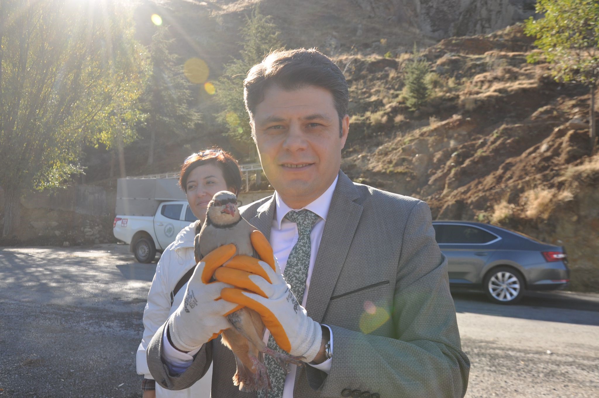 Afyonkarahisar’da tedavisi tamamlanan yırtıcı kuşlar ile popülasyonu arttırmak ve ekosistemin