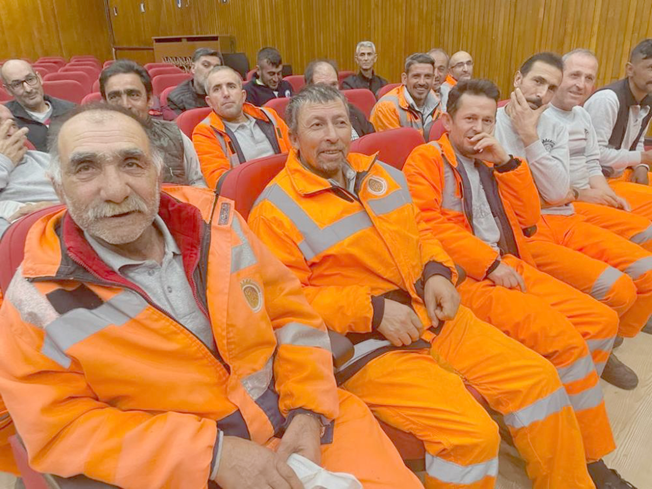 Afyonkarahisar’da belediye bünyesinde görev yapan 400 temizlik görevlisine yönelik ‘Etkili