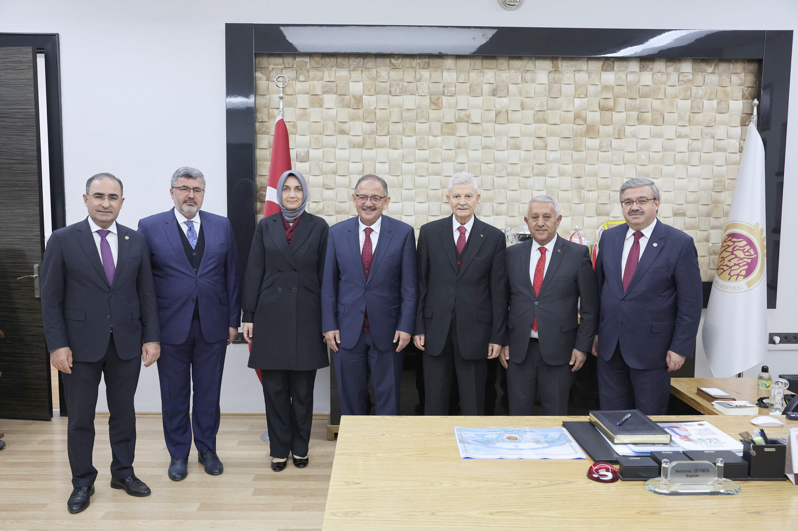 Çevre, Şehircilik ve İklim Değişikliği Bakanı Mehmet Özhaseki, Belediye Başkanı