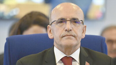 Hazine ve Maliye Bakanı Mehmet Şimşek, uygulanan politikalarla yatırımcı güveni