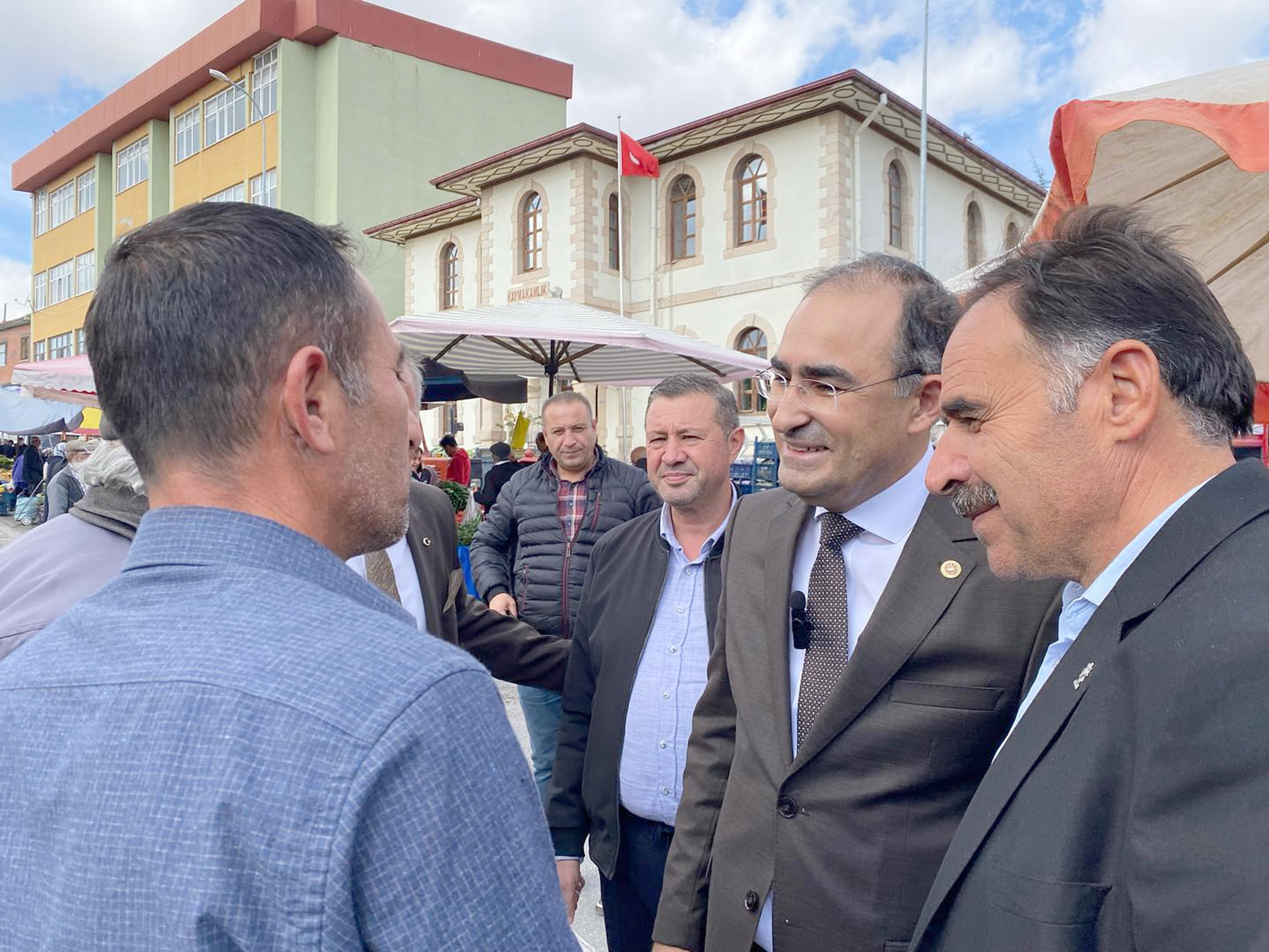 AK Parti Afyonkarahisar Milletvekili Dr. Hasan Arslan hafta sonunu ilçelerde