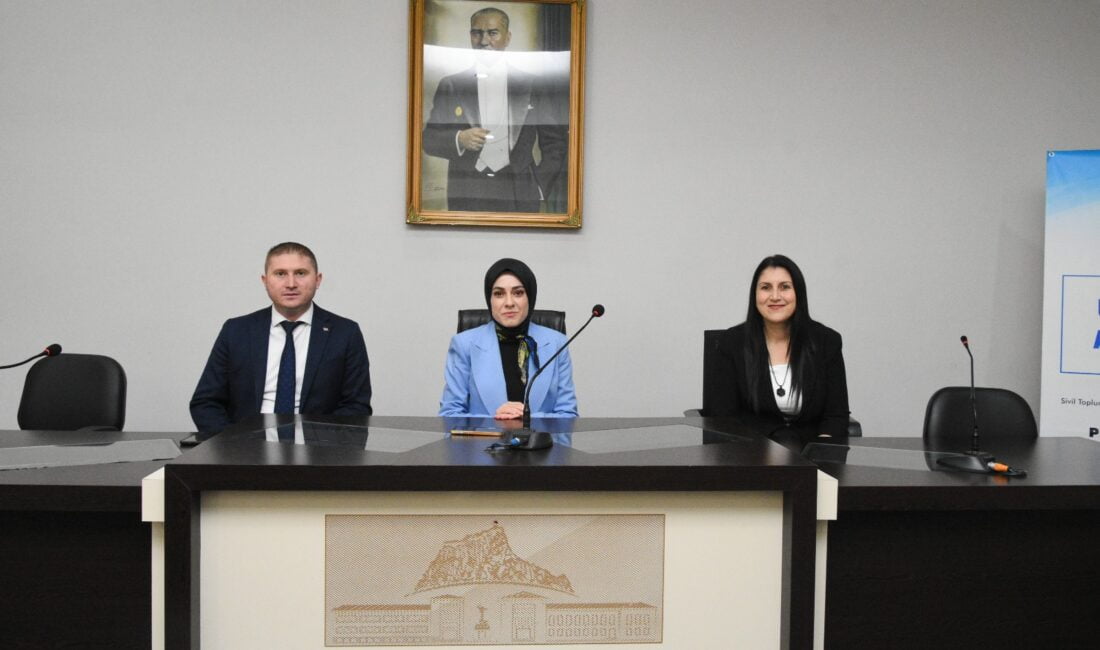 Afyonkarahisar Otizm Derneği tarafından yürütülen ‘Umudun Adı Mavi’ Projesiyle ilgili,