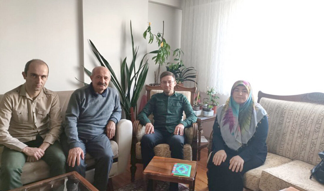   Sandıklı Belediyesi Mezarlıklar Müdürlüğü, vatandaşların acılarını sarmaya yanlarında olmaya