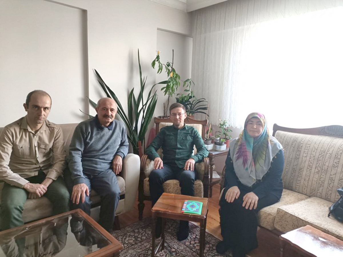   Sandıklı Belediyesi Mezarlıklar Müdürlüğü, vatandaşların acılarını sarmaya yanlarında olmaya