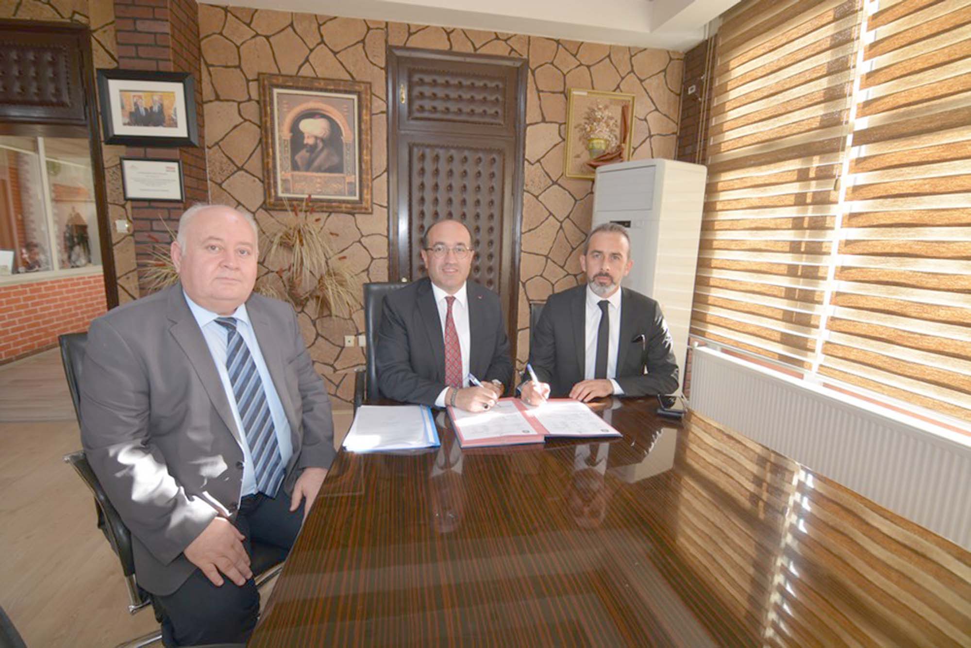 Sandıklı Belediye Başkanı Dr. Mustafa Çöl ve İlçe Milli Eğitim