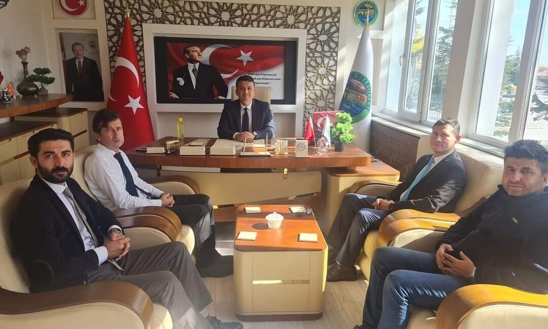 Afyonkarahisar Vali Yardımcısı Mehmet Keklik, Afyonkarahisar Merkez’e bağlı Gebeceler Belediyesi’ne
