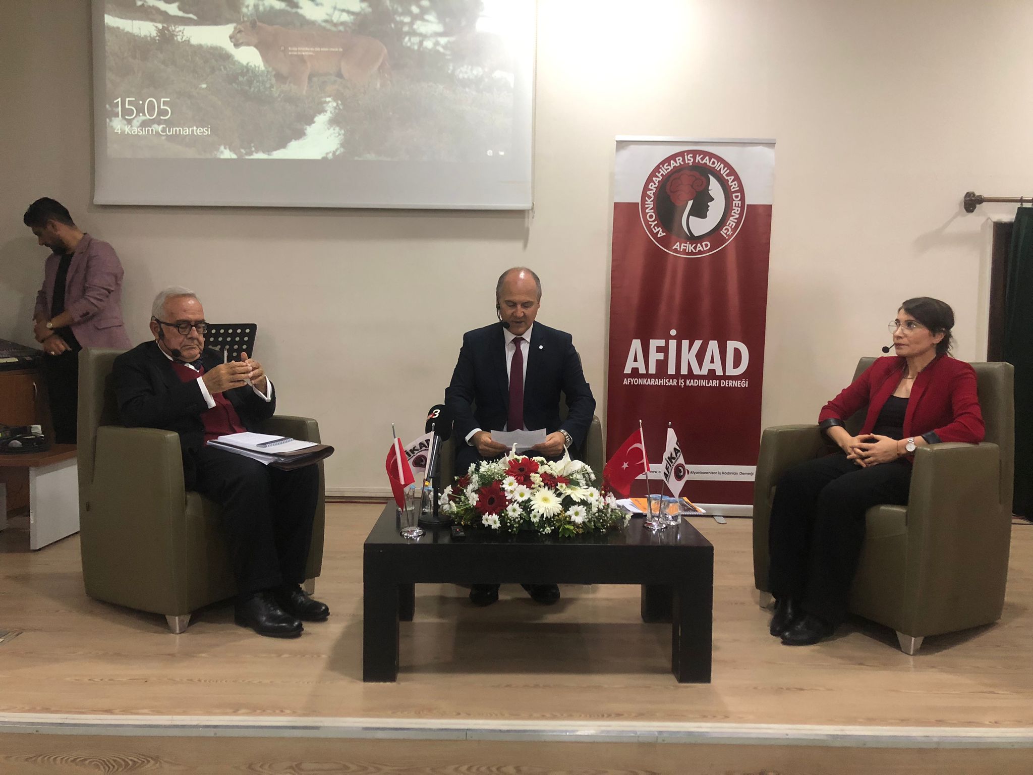 Afyonkarahisar İş Kadınları Derneği tarafından Cumhuriyetin 100. Yılından İkinci Yüzyılına