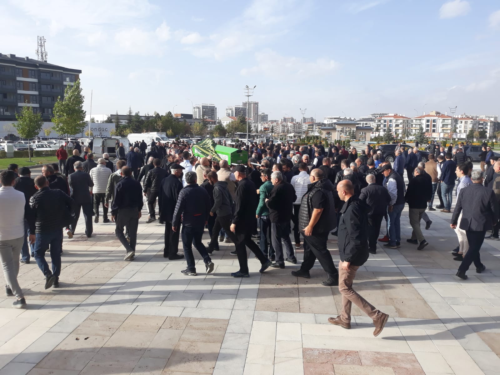 Afyonkarahisarlı iş insanları İsmail, Tufan ve Tamer Alpata’nın vefat eden