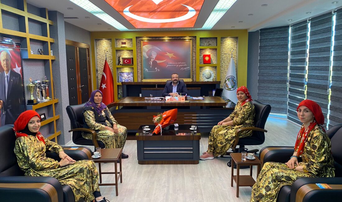 Kayıhan Belediye Başkanı Ömer Şahin, Frigya Kadın Ürünleri Pazarı için