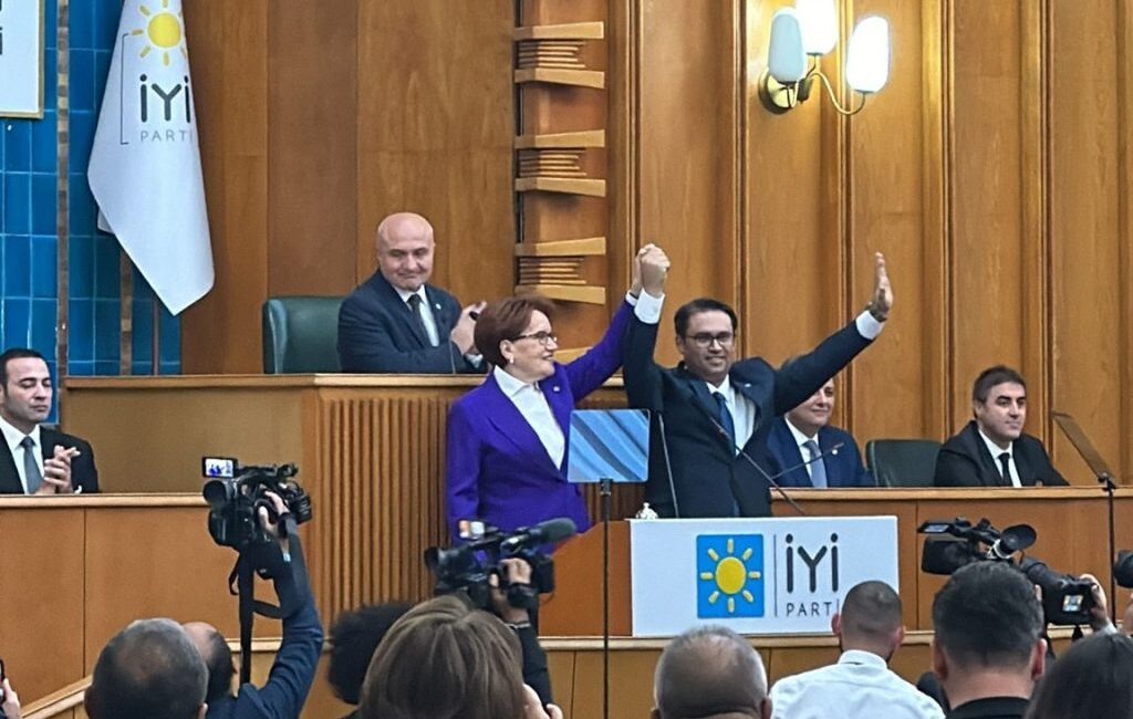   İyi Parti Genel Başkanı Meral Akşener, grup toplantısında Antalya’ya