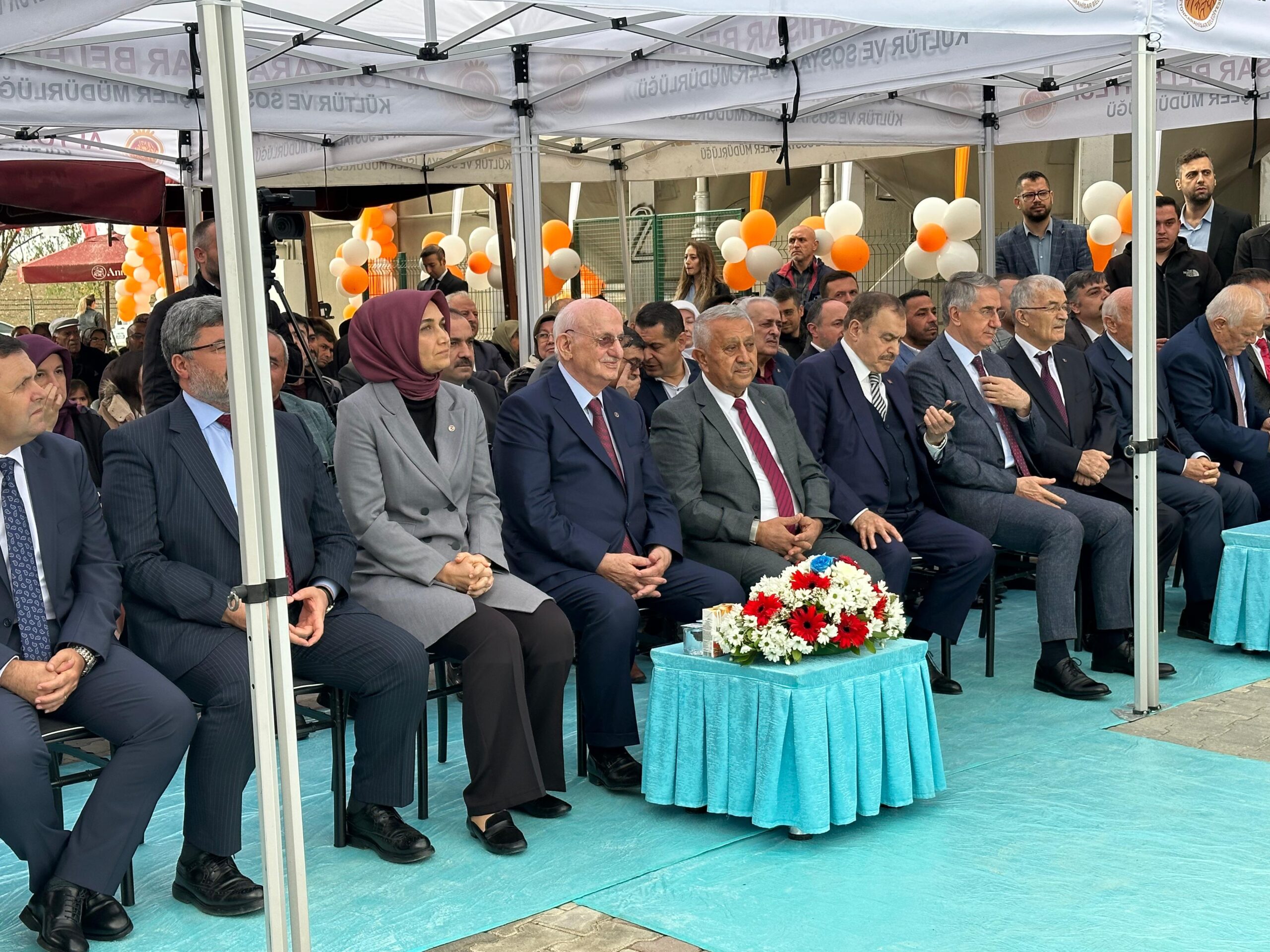 Afyonkarahisar Belediyesi tarafından şehre kazandırılan Halk Ekmek Fabrikasının açılışı gerçekleştirildi.