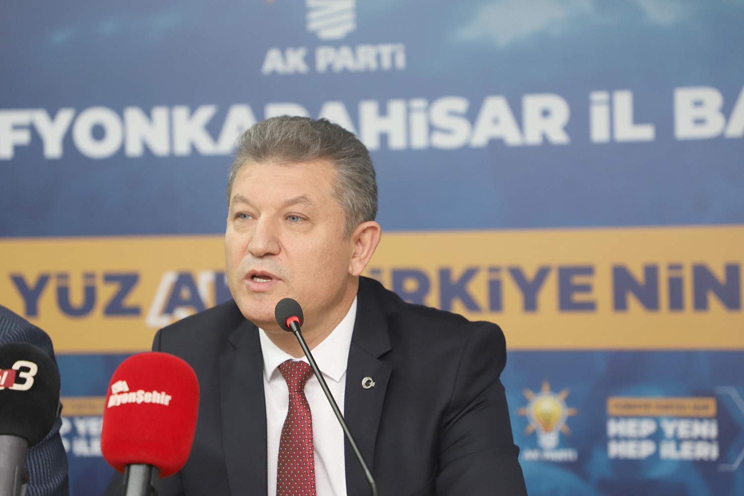 AK Parti’den Afyonkarahisar Belediye Başkan aday adaylığını açıklayan AK Parti