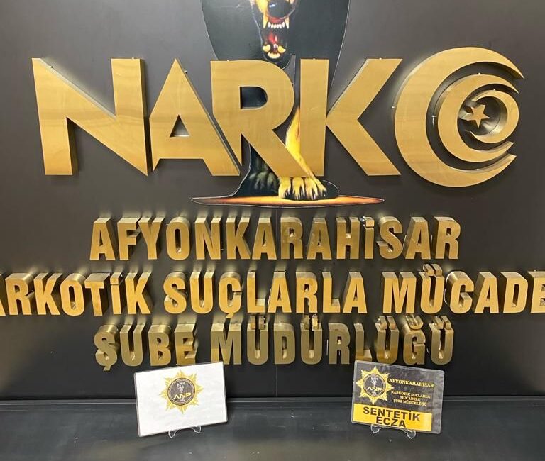 Narkotik’ten başarılı operasyon Afyonkarahisar’da Narkotik Suçlarla Mücadele Şube Müdürlüğü ekipleri, Erenler Mahallesi’nde sokak