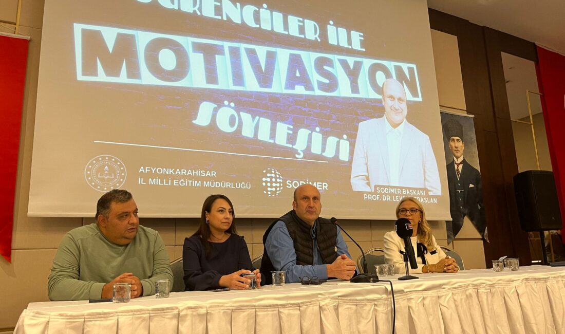 Afyonkarahisar valisi Kübra Güran Yiğitbaşı’nın öncülüğünde düzenlenen “Öğrenciler İle Motivasyon