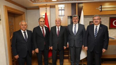 Belediye Başkanı Mehmet Zeybek, AK Parti Afyonkarahisar Milletvekilleri Ali Özkaya,