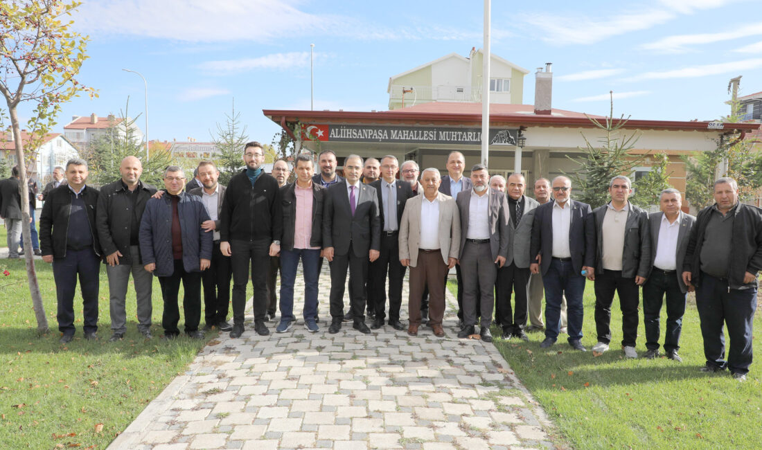 Ali İhsan Paşa Mahallesi sakinleriyle bir araya gelen Belediye Başkanı