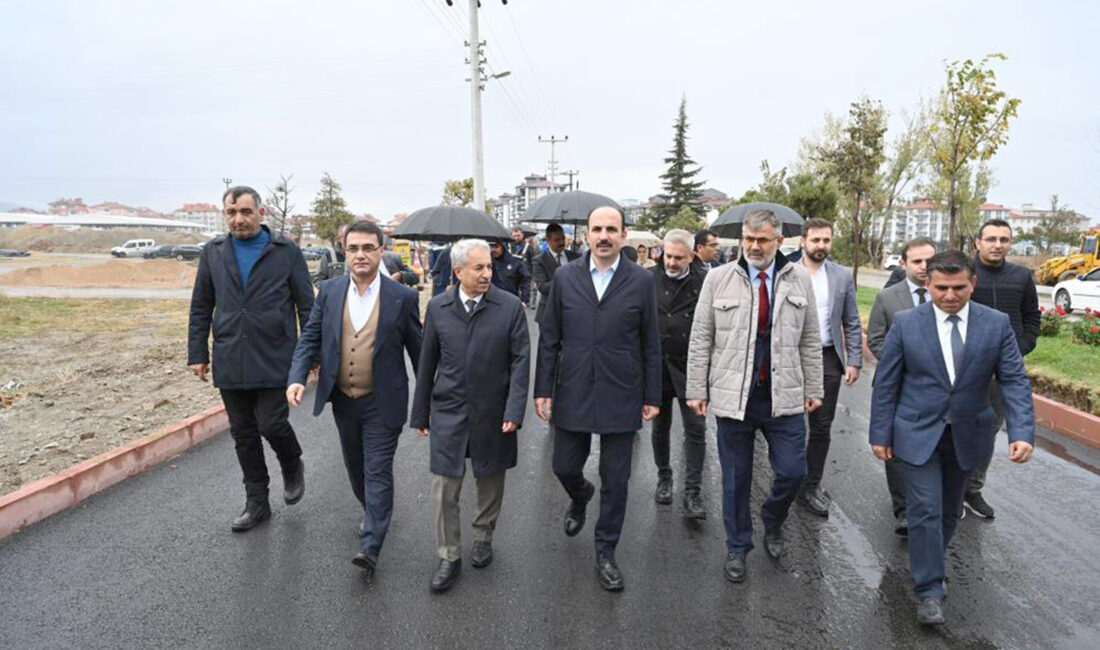Konya Büyükşehir Belediye Başkanı Uğur İbrahim Altay, Akşehir ilçesini ziyaret