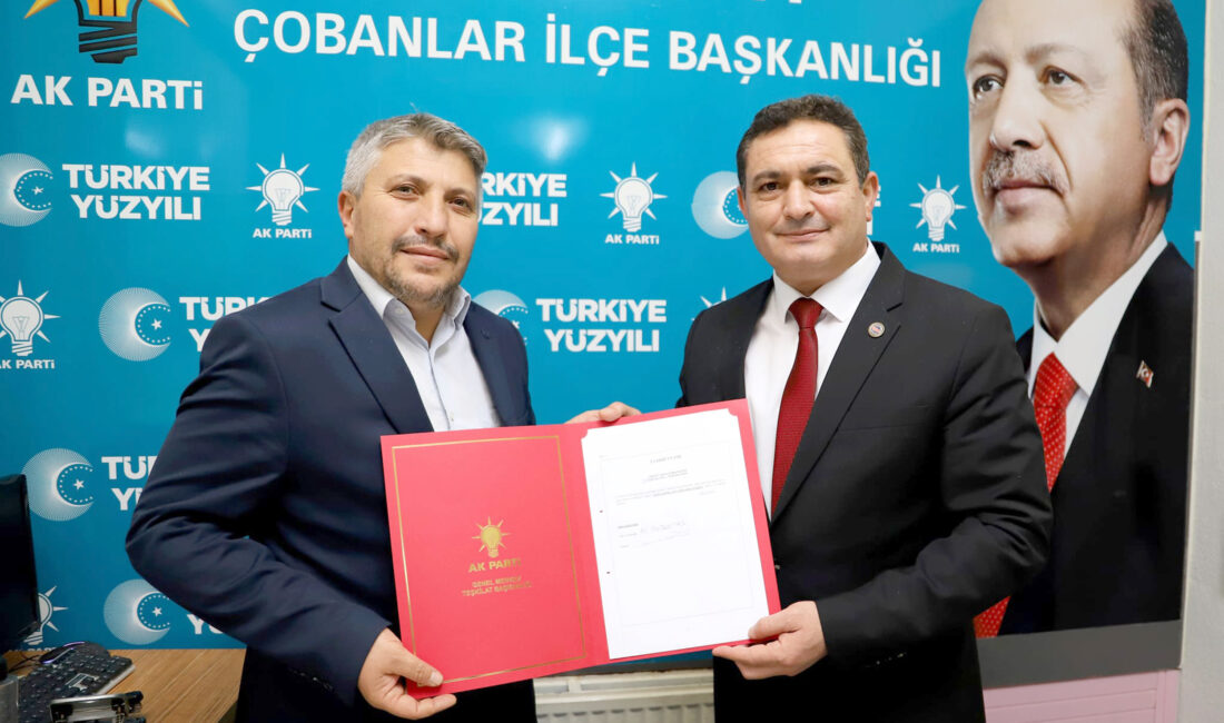 Çobanlar Belediye Başkan aday adaylığını açıklayan Çobanlar Belediye Başkanı Ali