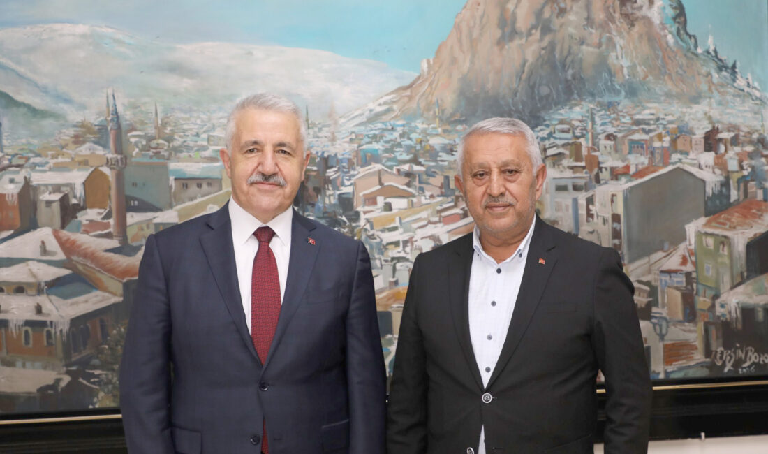   Belediye Başkanı Mehmet Zeybek’i ziyaret eden 65. Hükümet Ulaştırma,