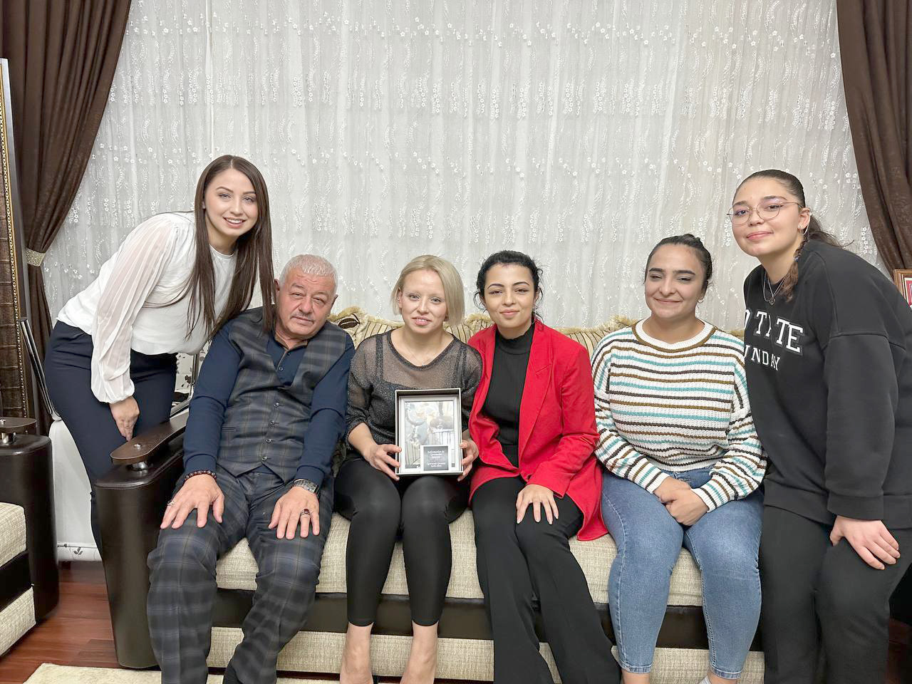 24 Kasım Öğretmenler günü nedeniyle Ülkü Ocakları Afyonkarahisar İl Başkanlığı