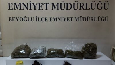 Beyoğlu’nda bir eve düzenlenen polis baskınında 6 parça halinde toplam