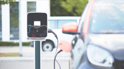 Birçok ülkede artık elektrikli araçlar tercih edilirken, Türkiye’de 2023 yılının