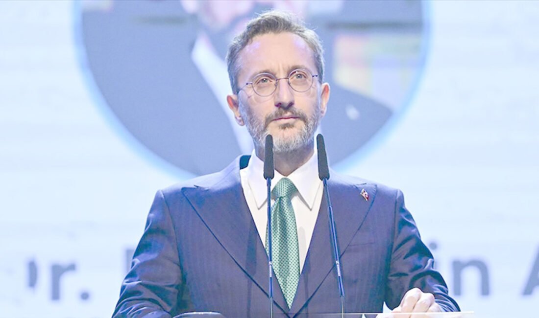Cumhurbaşkanlığı İletişim Başkanı Fahrettin Altun, İsrail’in hiçbir hukuk tanımayan insanlık