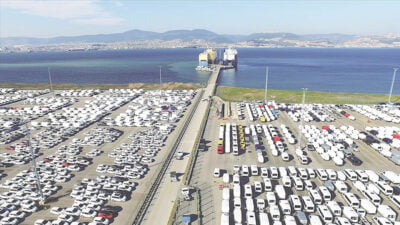 Geçen ay 3 milyar 87 milyon dolarlık ihracata imza atan