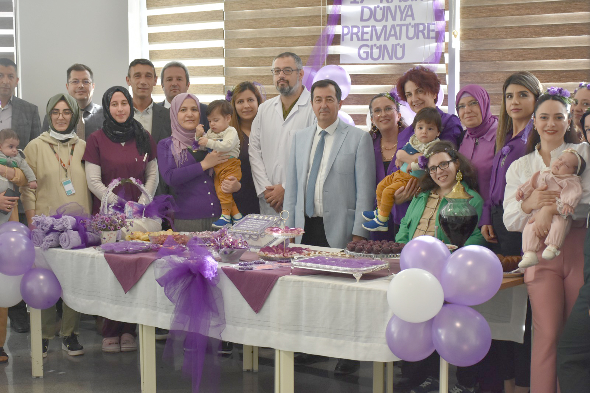 Afyonkarahisar Devlet Hastanesi tarafından 17 Kasım Dünya Prematüre Günü dolayısıyla