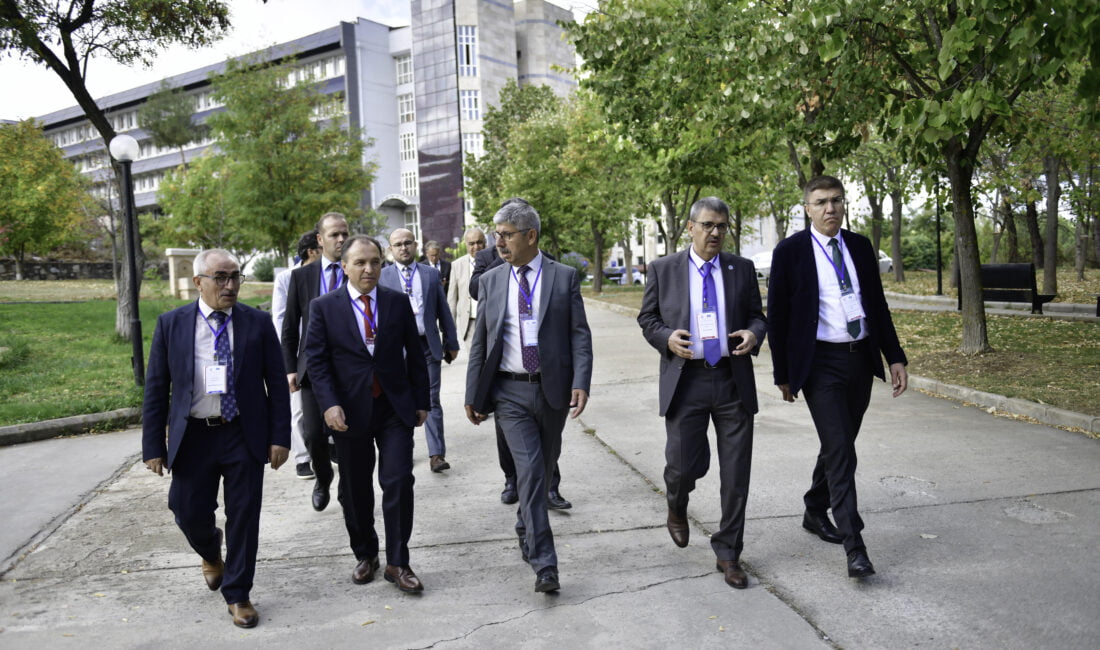 Afyon Kocatepe Üniversitesi (AKÜ) Rektörü Prof. Dr. Mehmet Karakaş, Muğla