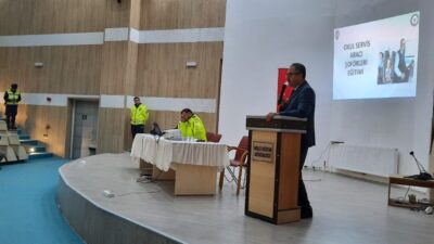 Afyonkarahisar İl Milli Eğitim Müdürlüğü tarafından öğrencileri taşıyan servis şoförlerine