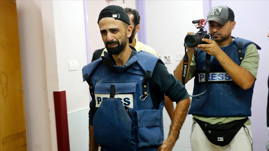 İsrail’in Gazze’nin orta kesimindeki El-Megazi Mülteci Kampına düzenlediği saldırıda 4
