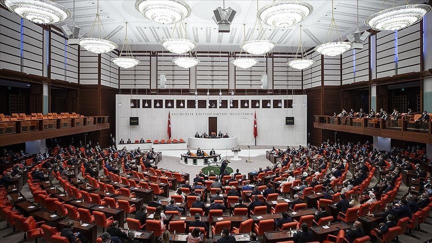 Kentsel dönüşüme yönelik düzenlemeler içeren “Afet Riski Altındaki Alanların Dönüştürülmesi