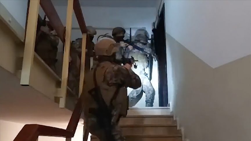 İçişleri Bakanı Ali Yerlikaya, ülke genelinde içki kaçakçılığı ve sahteciliğin