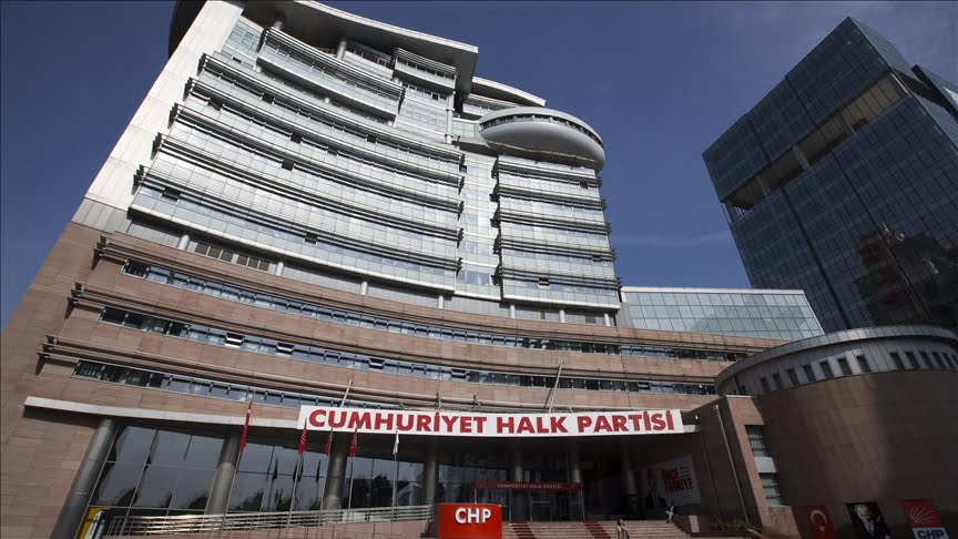 Bugüne kadar 7 genel başkanın görev yaptığı CHP’de 1368 kurultay