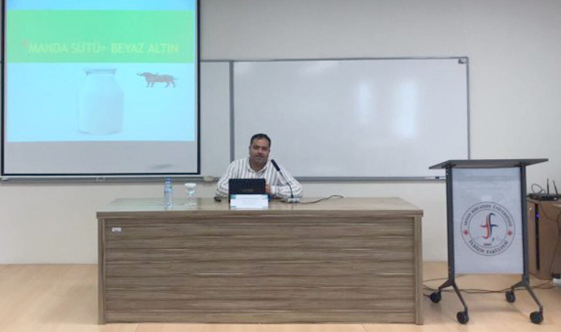 Afyon Kocatepe Üniversitesi (AKÜ) Turizm Fakültesinde “Akademi, Sektör ve Öğrenci