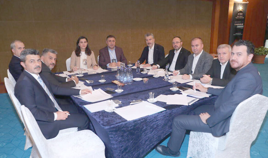 Ankara’da AK Parti Genel Merkezinin il başkanları için düzenlediği Kızılcahamam