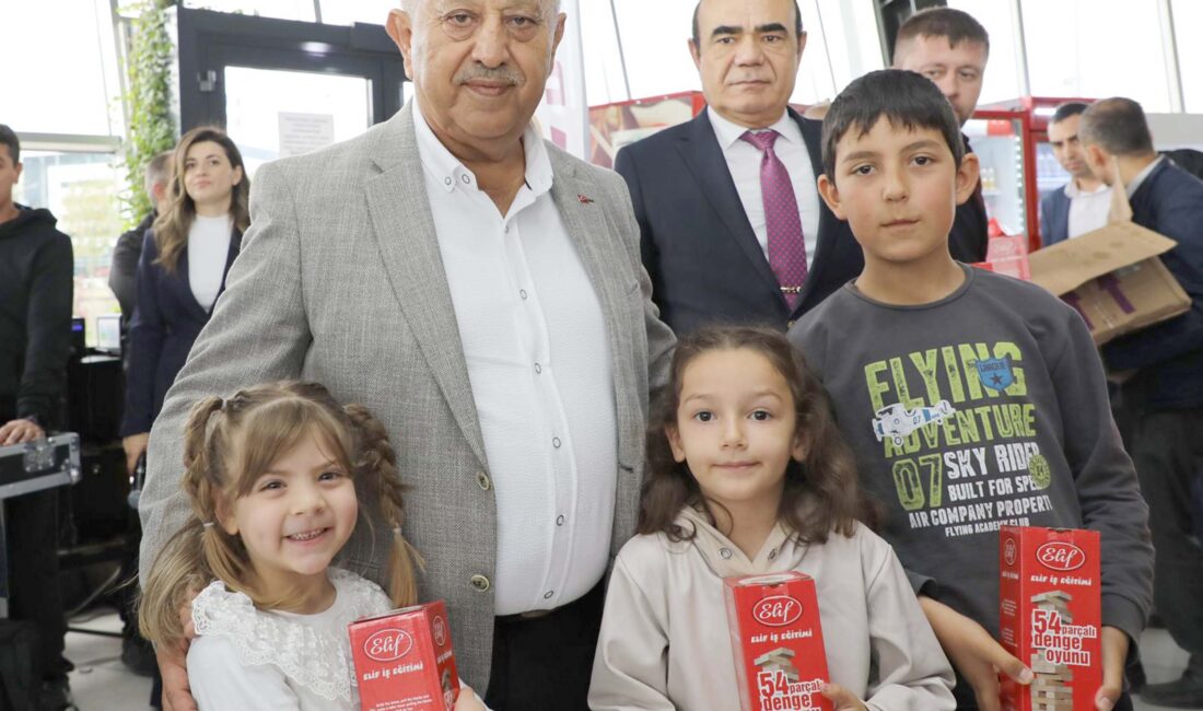 14 Kasım Dünya Diyabet Günü dolayısıyla Belediye Başkanı Mehmet Zeybek, 