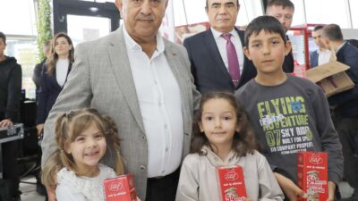 14 Kasım Dünya Diyabet Günü dolayısıyla Belediye Başkanı Mehmet Zeybek, 